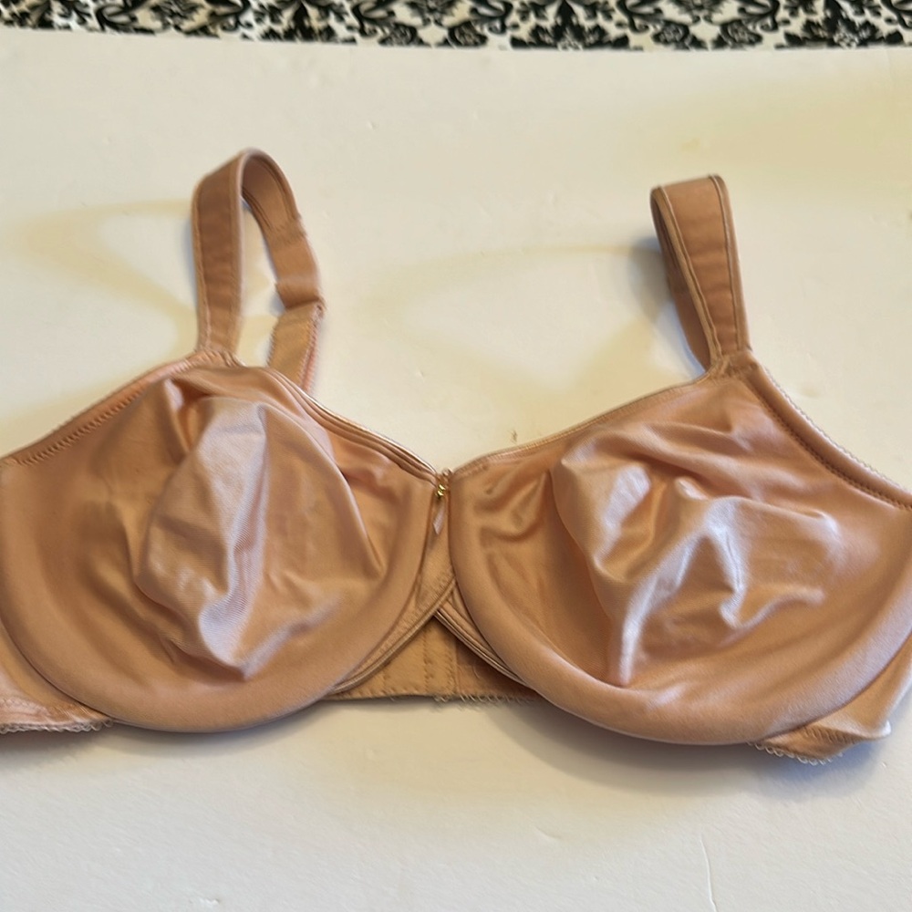 WACOAL LACE BRA SZ 38D COLOR BEIGE